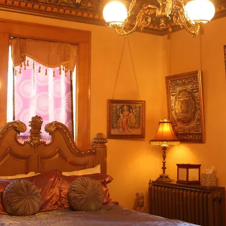 Henderson Castle Inn Kalamazoo Room photo